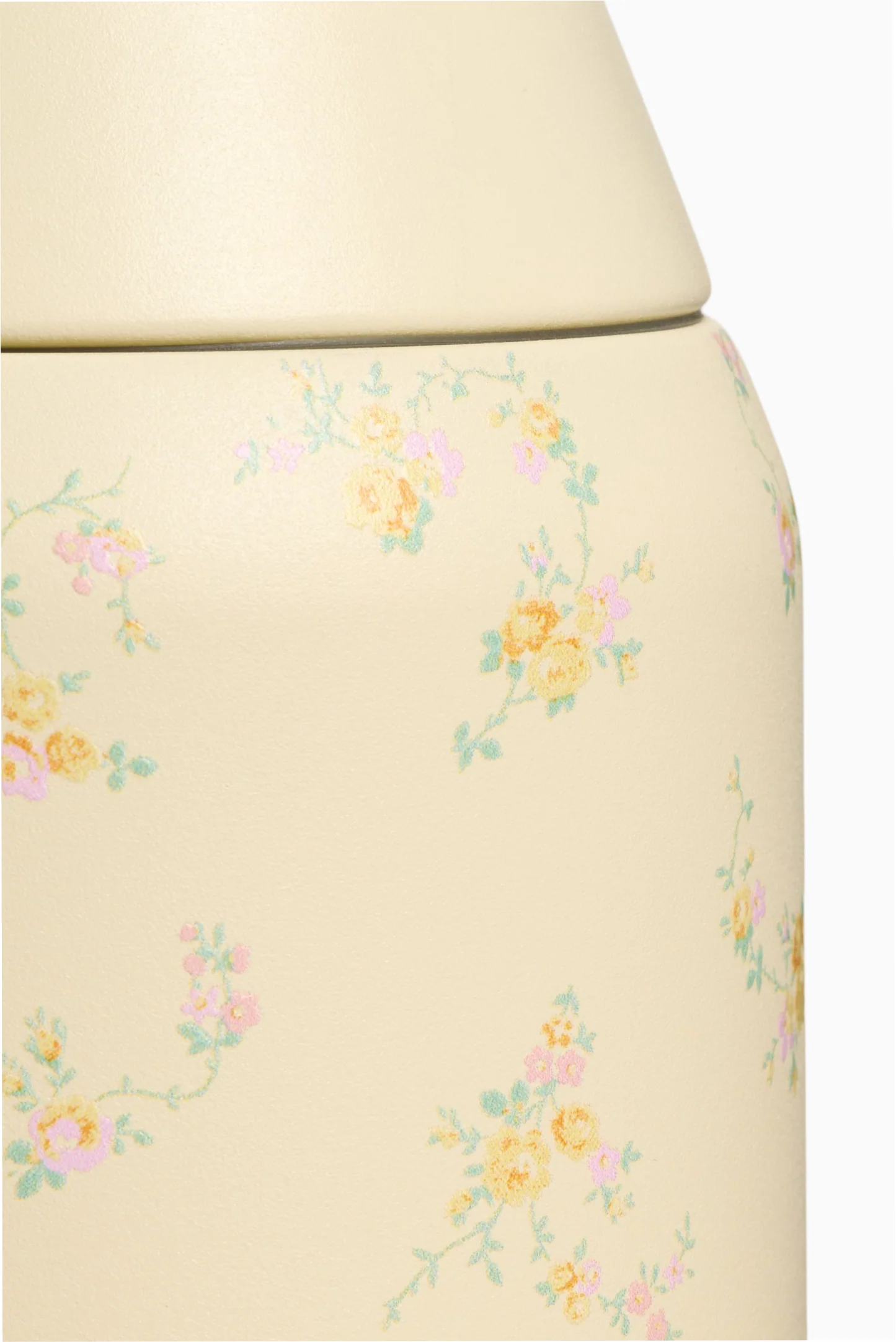 Stanley 1913 The All Day Slim Bottle in Lemon Haze - Image 4