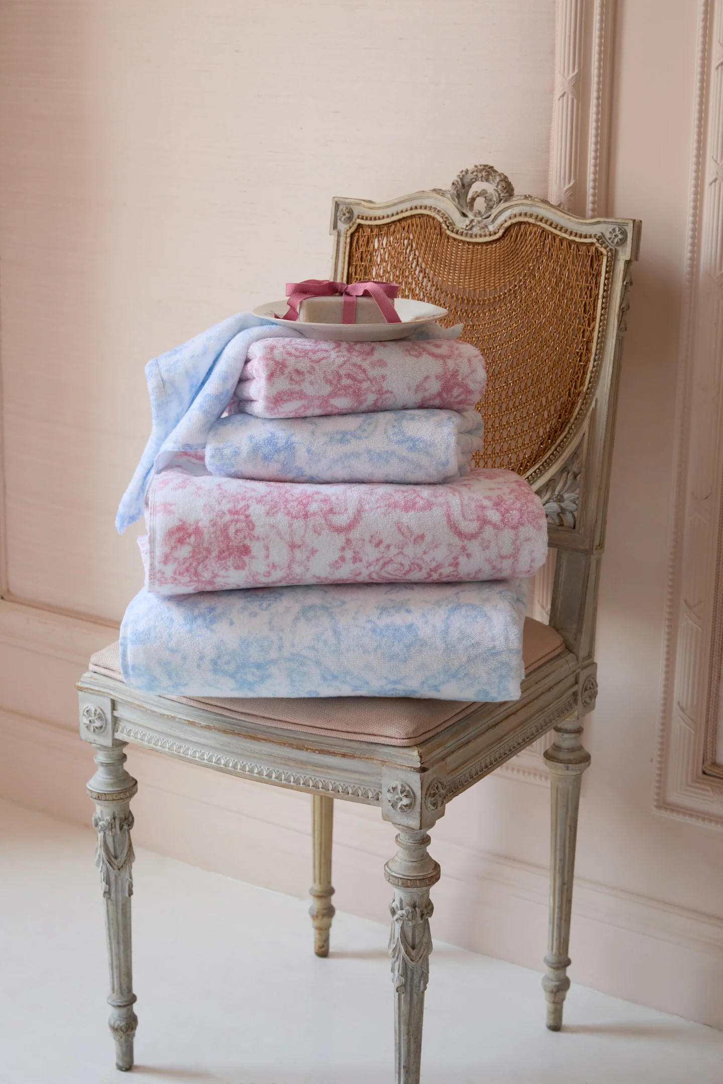 Cotton Bath Towel - Image 9
